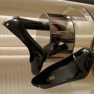 Iman Round Toe Patent Leather Pumps